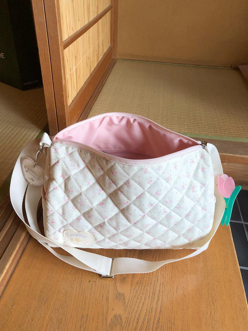 Ovuni Quilted Duffel Bag_Lana