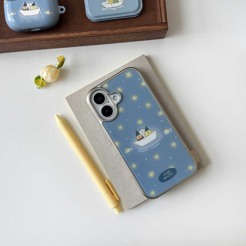 Second Morning Paper Ship Case (Glass Silver Bumper)