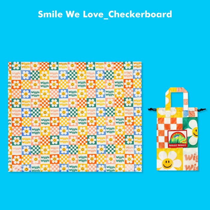 Wiggle Wiggle Picnic Mat 野餐墊 #Smile We Love Checkerboard