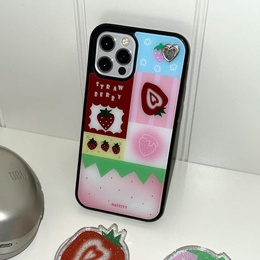 Mazzzzy [Love Tag_Magsafe] Strawberry Patchwork glass case