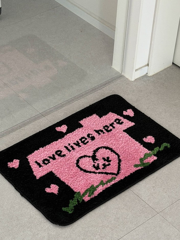 Mazzzzy love is here rug 防滑地氈