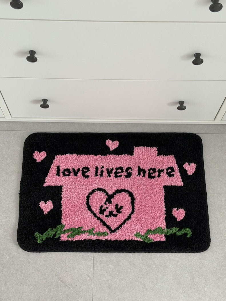 Mazzzzy love is here rug 防滑地氈