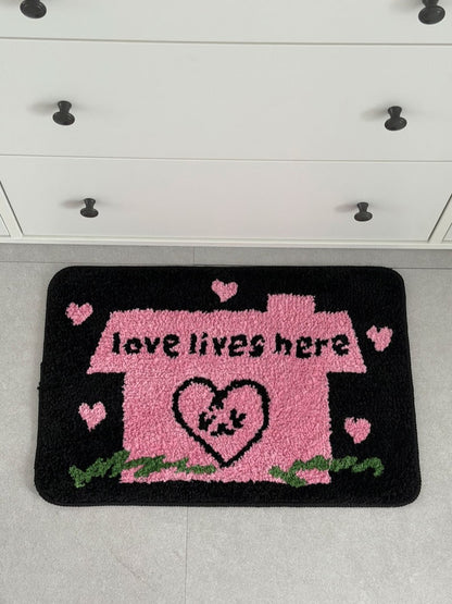 Mazzzzy love is here rug 防滑地氈