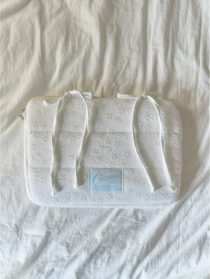 Cozing Bedding Notebook pouch_jacquard white