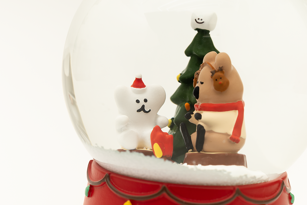 Dinotaeng Tales around the bonfire snow globe