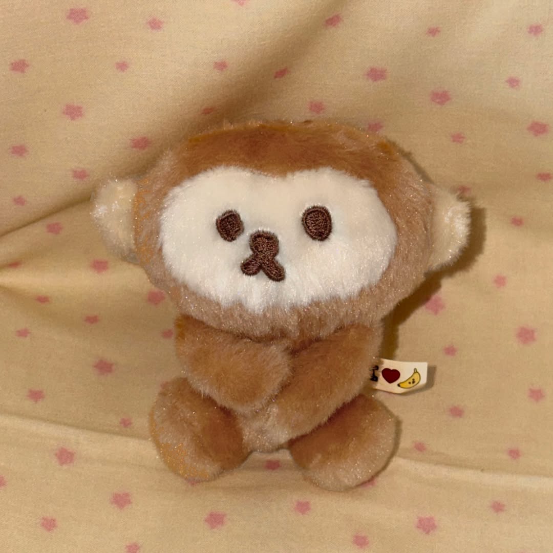 Mazzzzy Kiki Muffin Hug Keyring