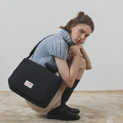 Masmarulez Large plumpy daily cross bag _ Black