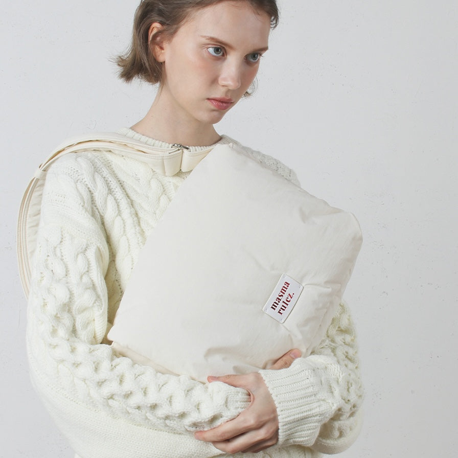 Masmarulez Large plumpy daily cross bag _ Cream
