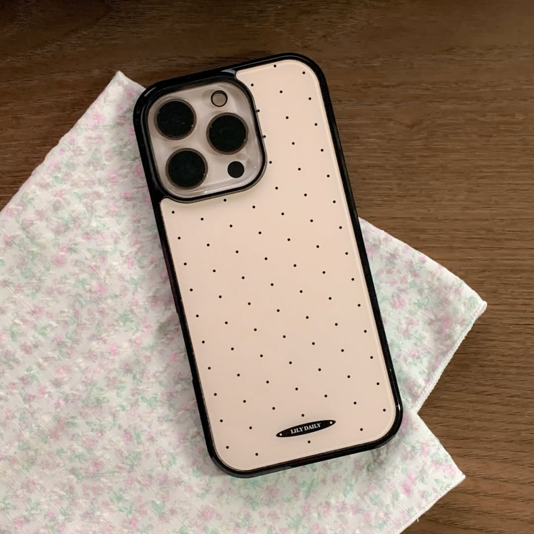 Lily Daily Tiny Dots (Beige) Epoxy Bumper Case