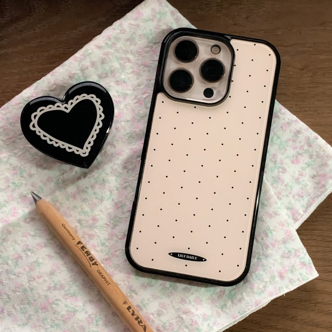 Lily Daily Tiny Dots (Beige) Epoxy Bumper Case
