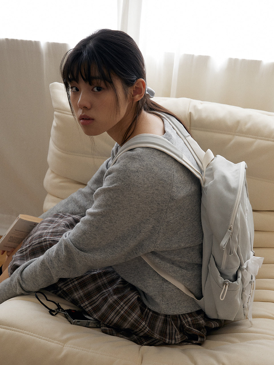 Ovuni Romantique Sneaker Backpack_Grey