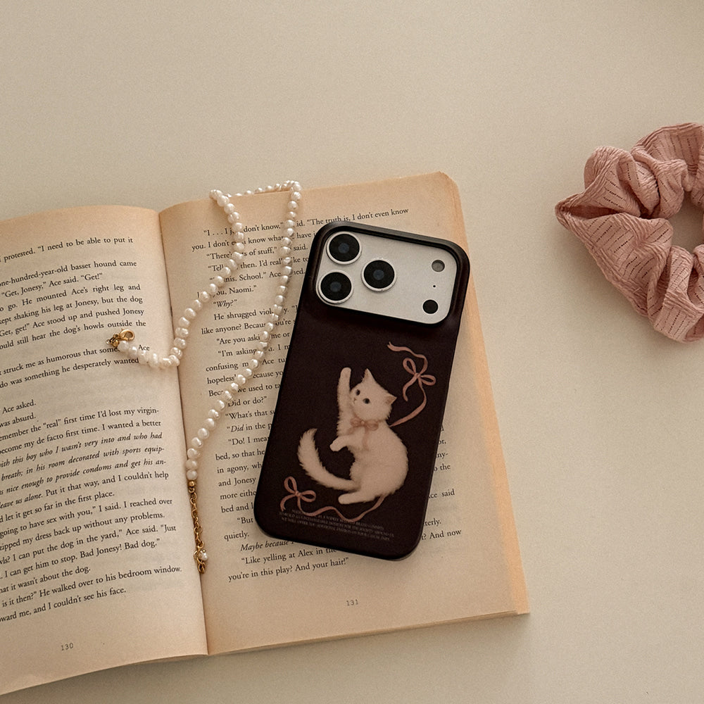Velvet Kitten Phone Case (Hard/Card Storage/Magsafe)
