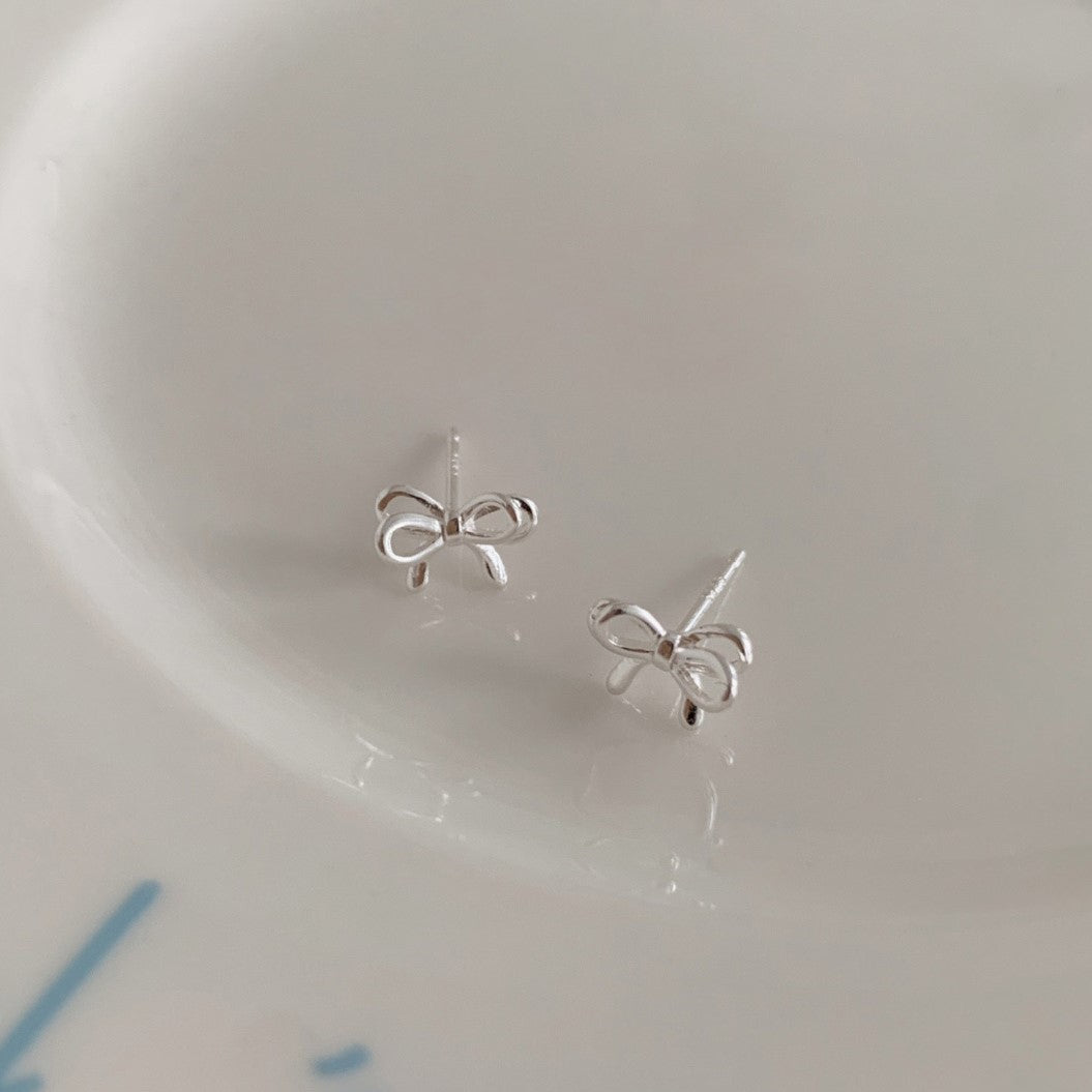 [Silver925] Pony Ribbon Silver Earrings