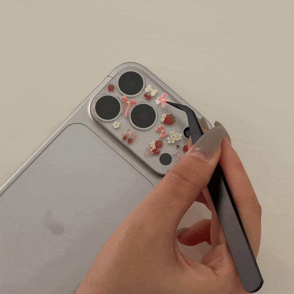 【加購享優惠】Mademoment Sweetberry Puff (Camera deco sticker) 附送貼紙鉗✨