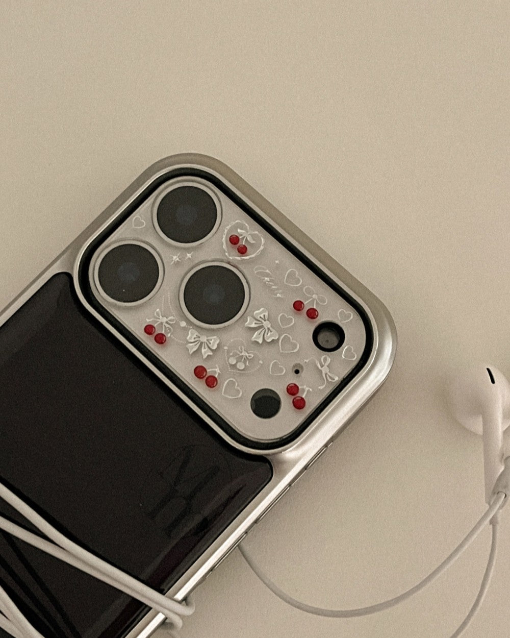 【加購享優惠】Mademoment Silver Cherry Glow (Camera deco sticker) 附送貼紙鉗✨