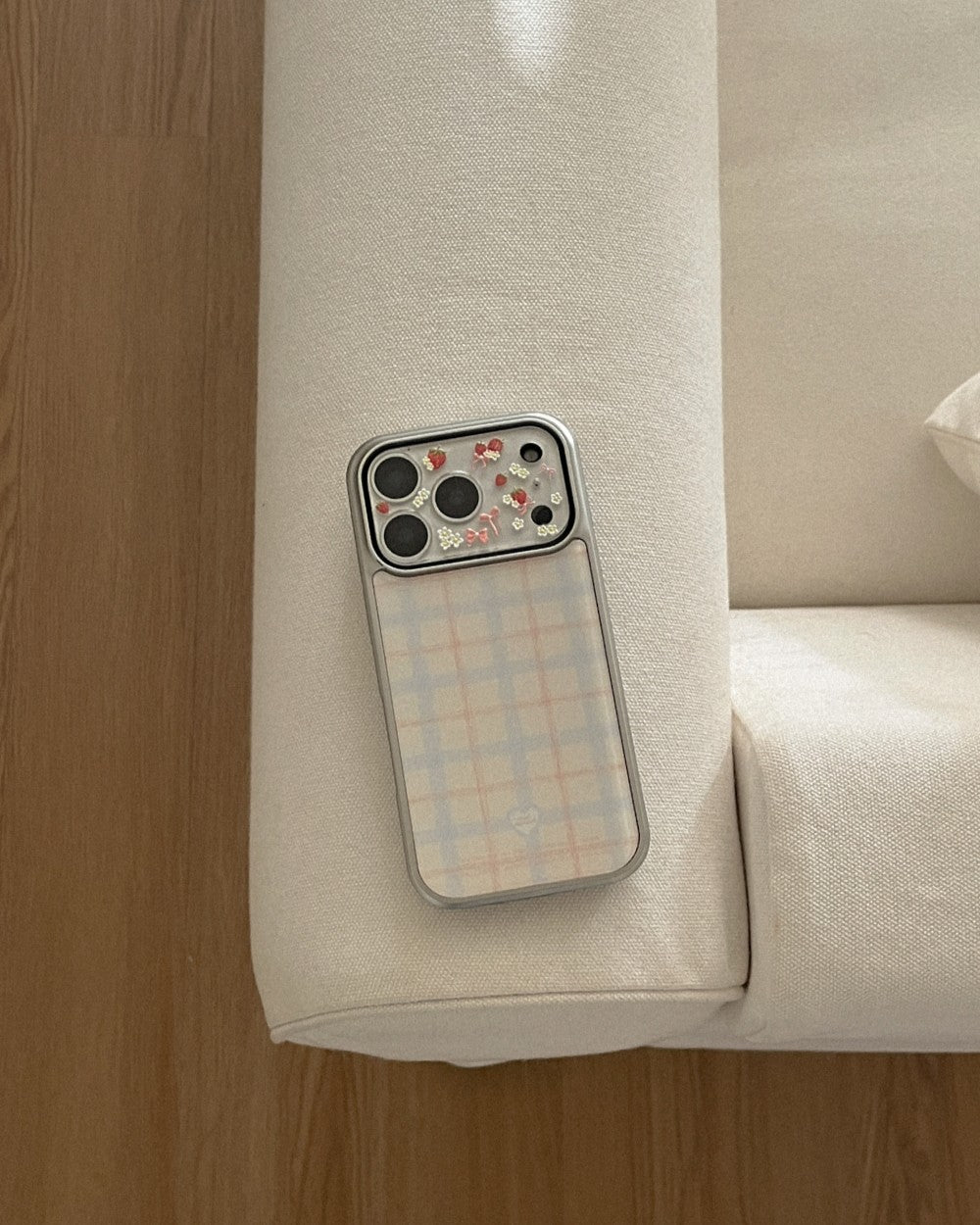 【加購享優惠】Mademoment Sweetberry Puff (Camera deco sticker) 附送貼紙鉗✨