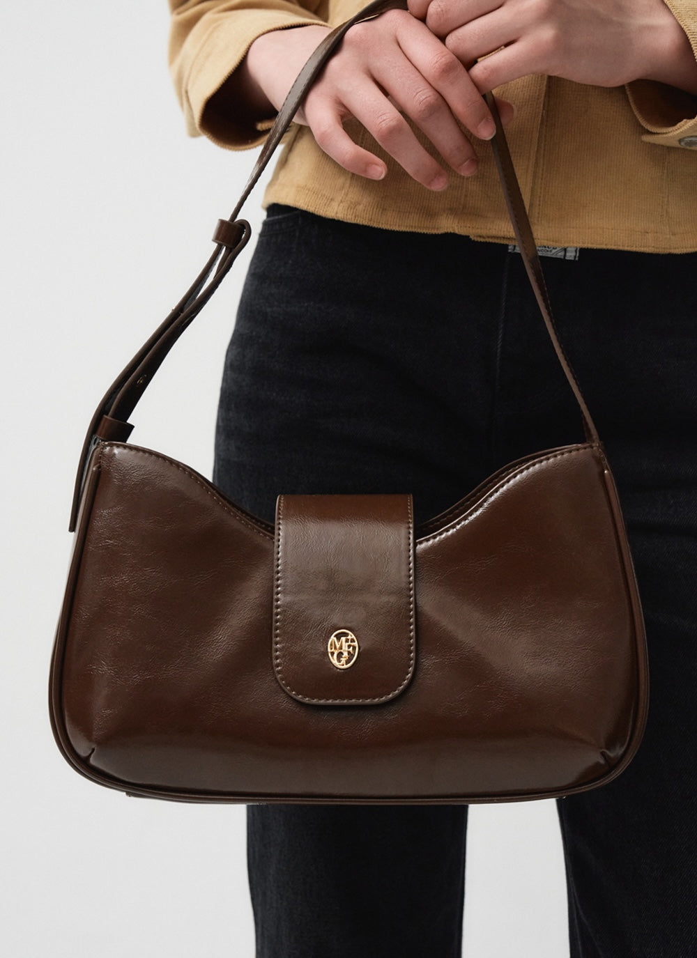 MARITHÉ FRANÇOIS GIRBAUD CIRCLE LOGO HOBO BAG brown