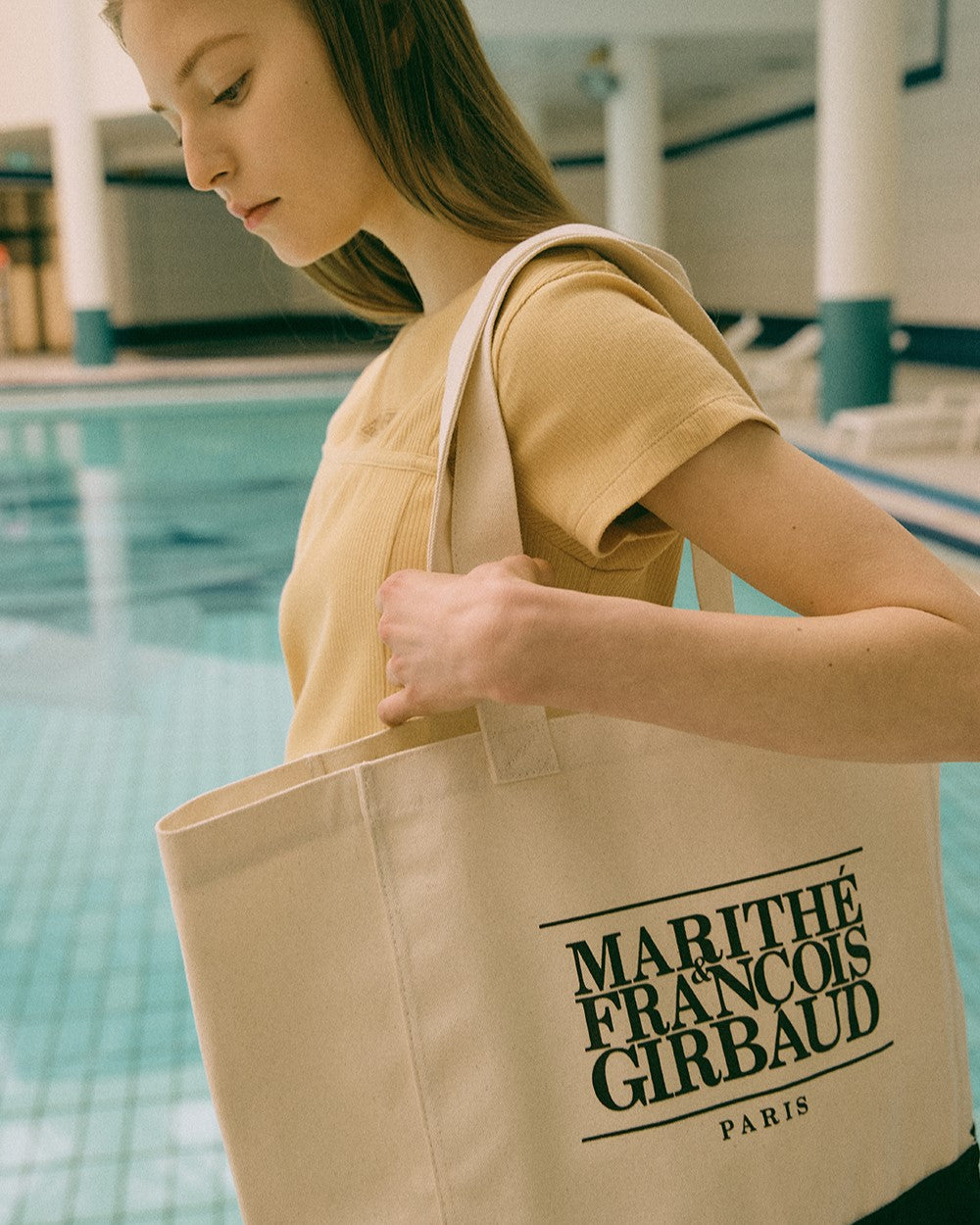 MARITHÉ FRANÇOIS GIRBAUD MOUVEMENT CLASSIC LOGO BIG SHOPPER BAG natural