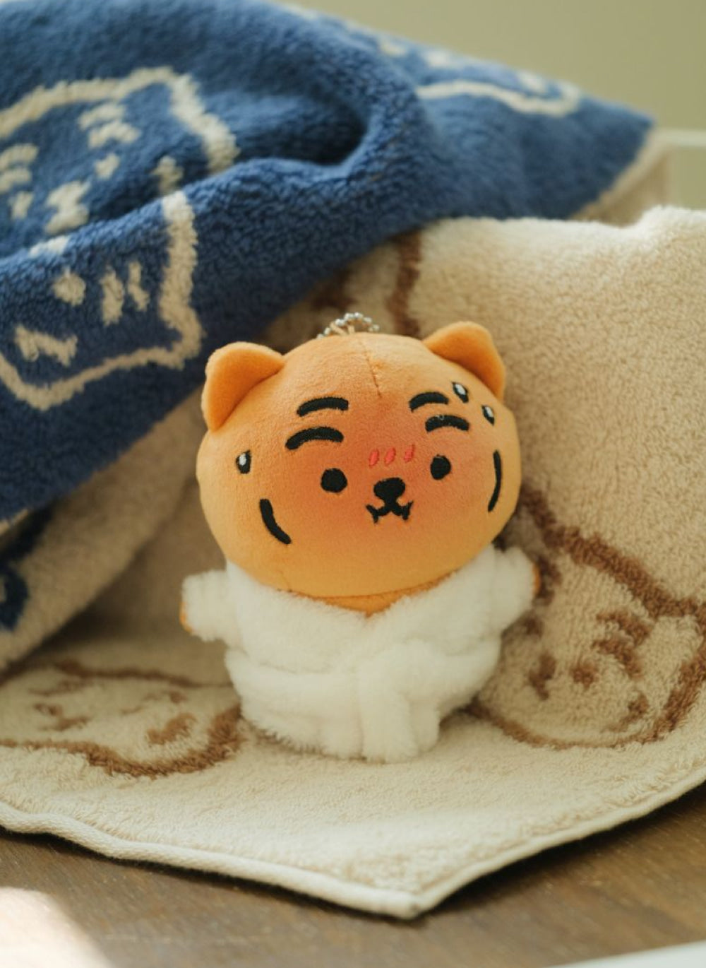 Muzik Tiger Toffee in the shower Keychain