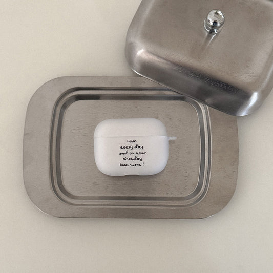Mademoment Love Every Day Airpods Case (半透明殼)