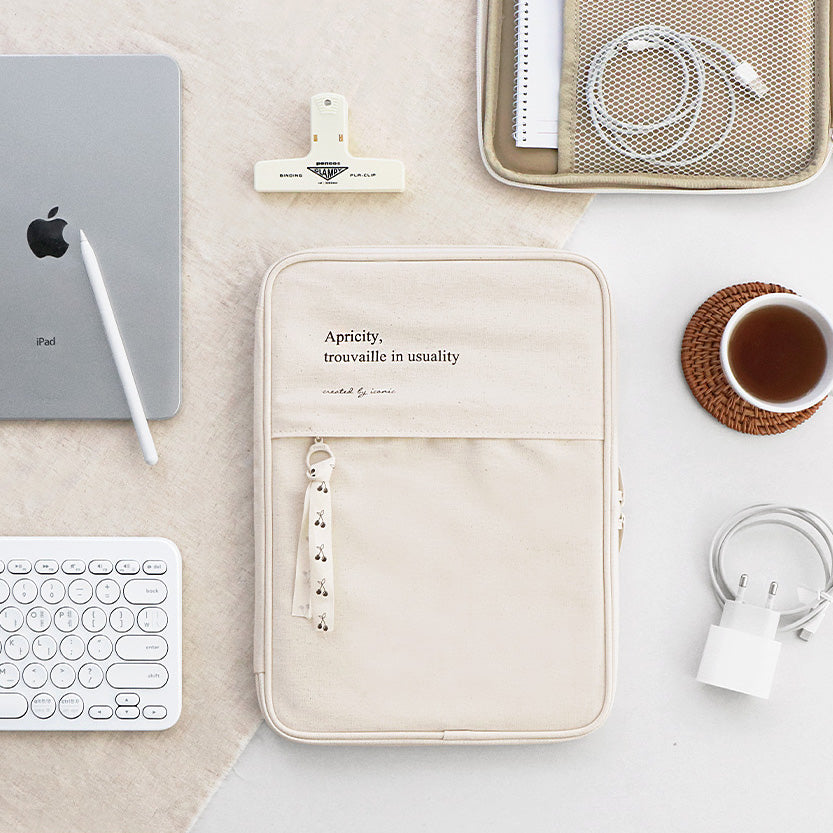 Iconic Conttony Ipad Pouch (11 inch)