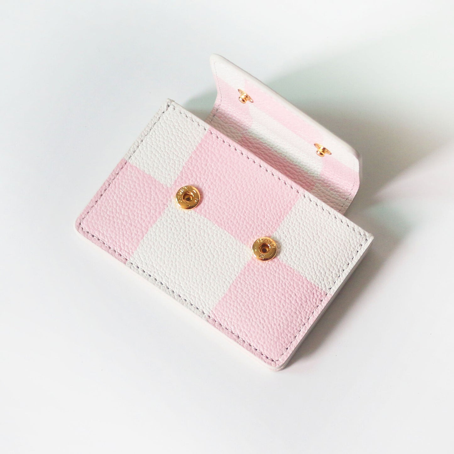 Keike 'shape of' wallet - pink check