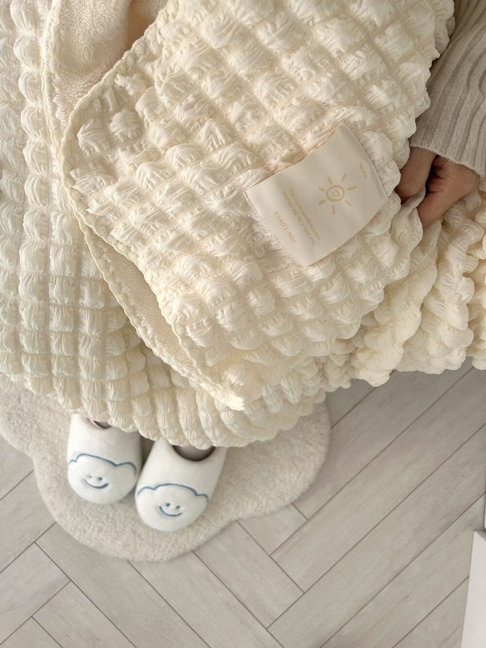 【Restock🌟】Skyfolio Double-sided Blanket (Sky blue/Ivory)