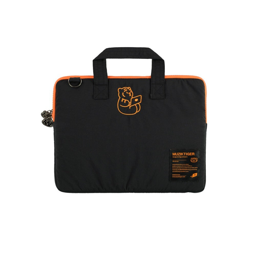 Muzik Tiger Sitting Tiger Ipad/Notebook Pouch (9.7-16 inch)