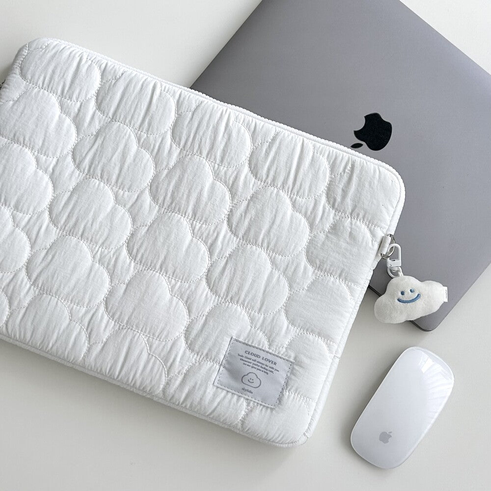 Skyfolio Cloud Quilting Ipad/Notebook Pouch -White (11, 13-14 inch)