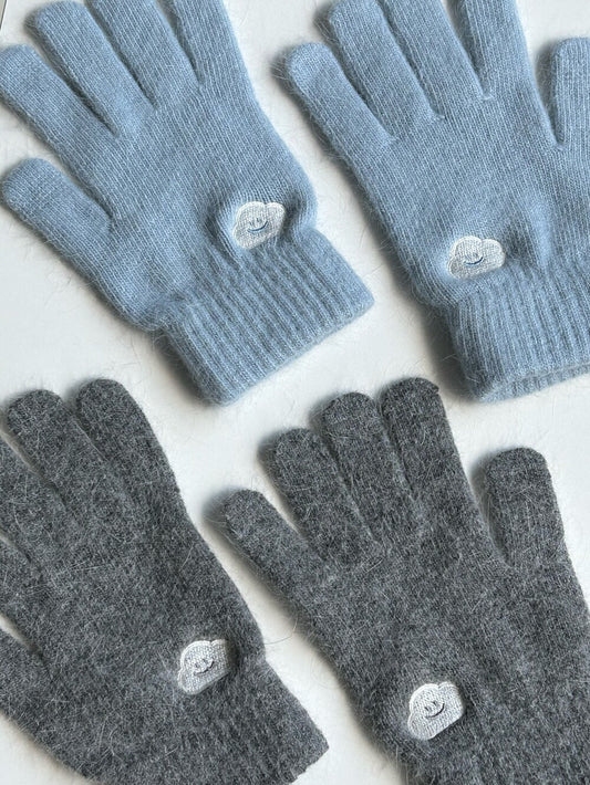 Skyfolio Angora Gloves 刺繡圖案手套