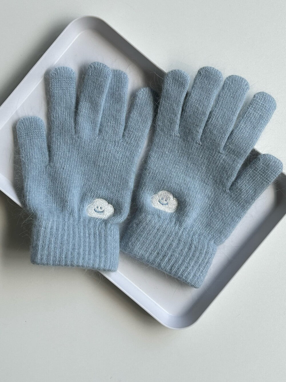 Skyfolio Angora Gloves 刺繡圖案手套