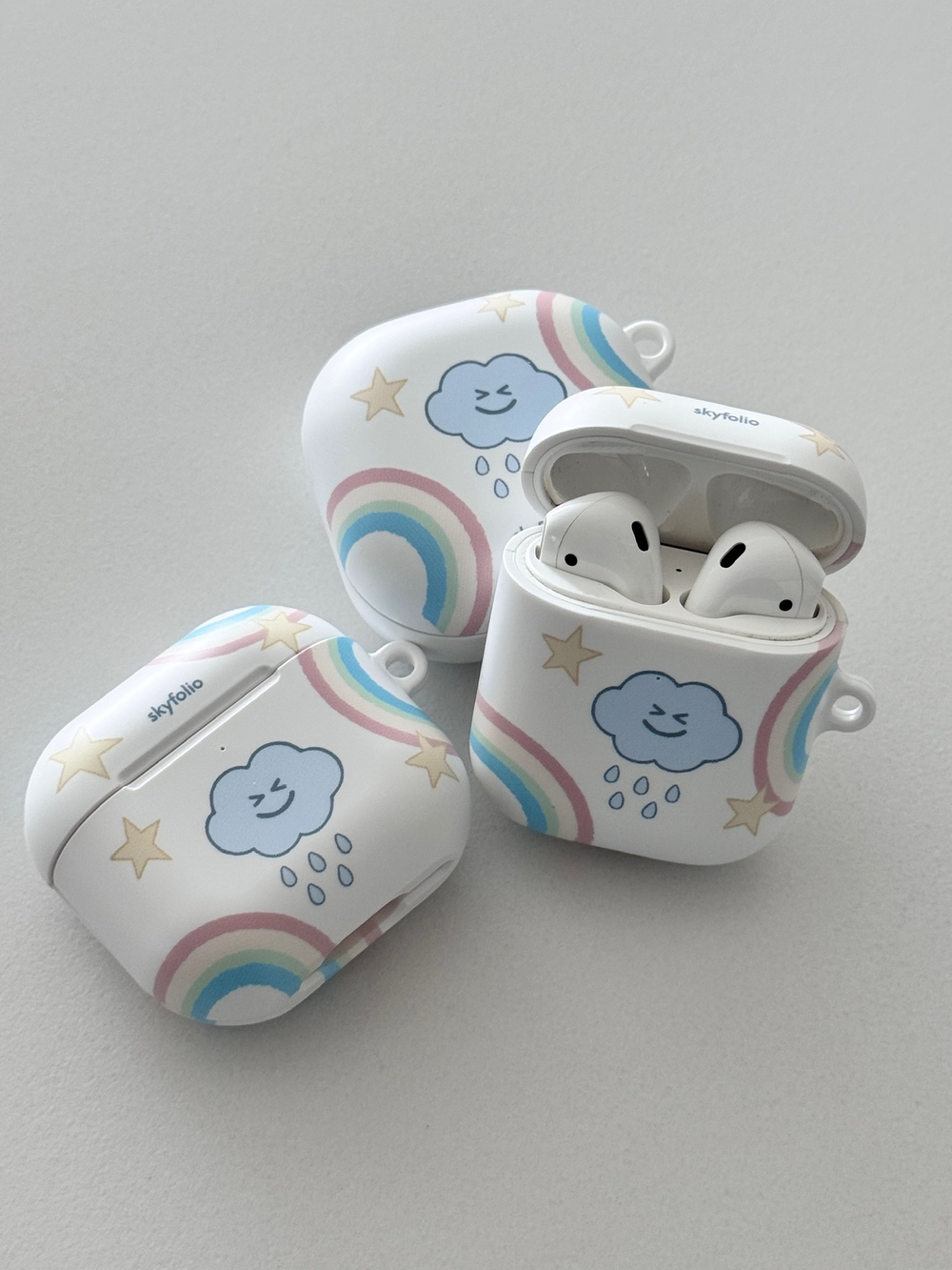 Skyfolio Rainbow Cloud Airpods Case (Hard)