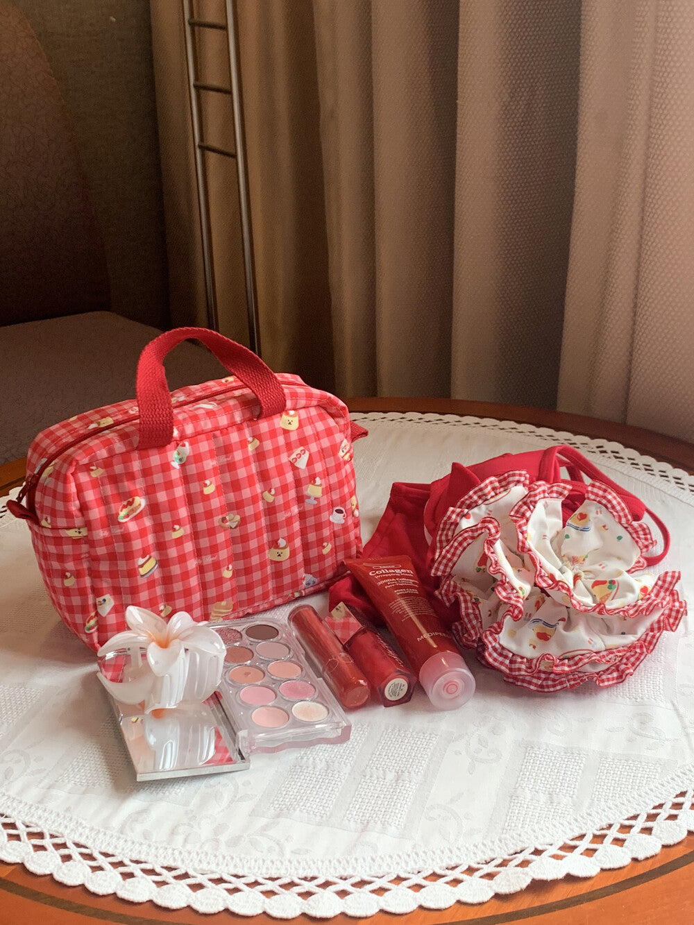Jellyland Signature Pouch - Red check 手提化妝袋