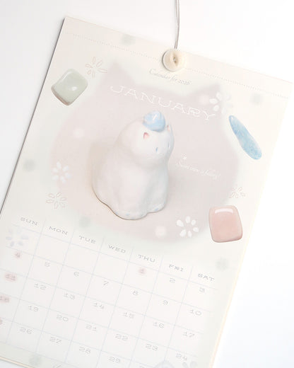 【第二輪預訂】I live with six cats 2026 Button Calendar 鈕扣月曆