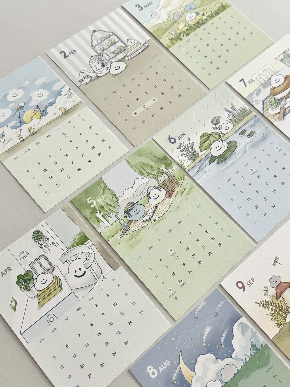 Skyfolio 2026 Postcard Calendar (B6) +Wood Holder