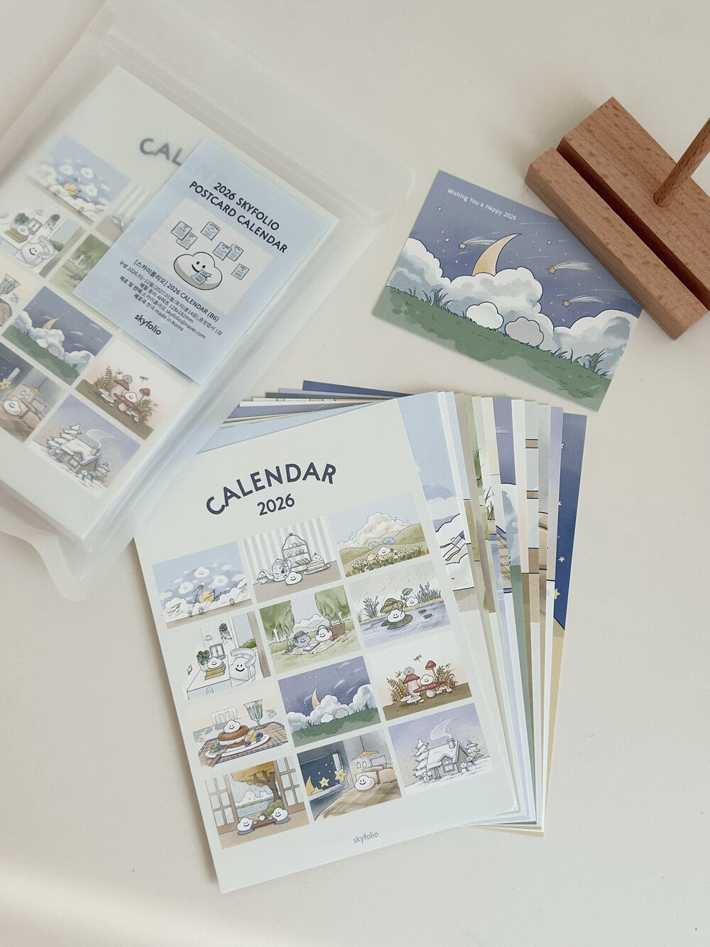 Skyfolio 2026 Postcard Calendar (B6) +Wood Holder