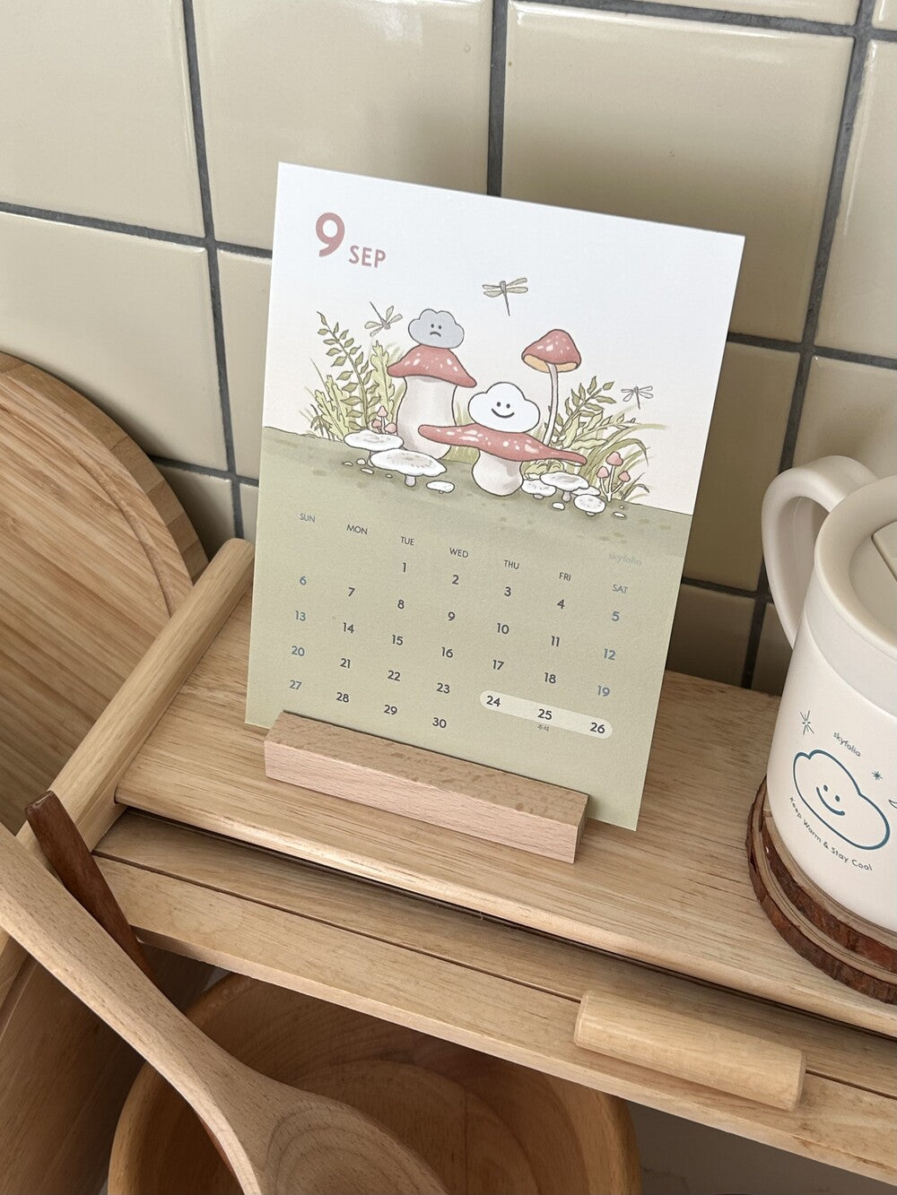 Skyfolio 2026 Postcard Calendar (B6) +Wood Holder
