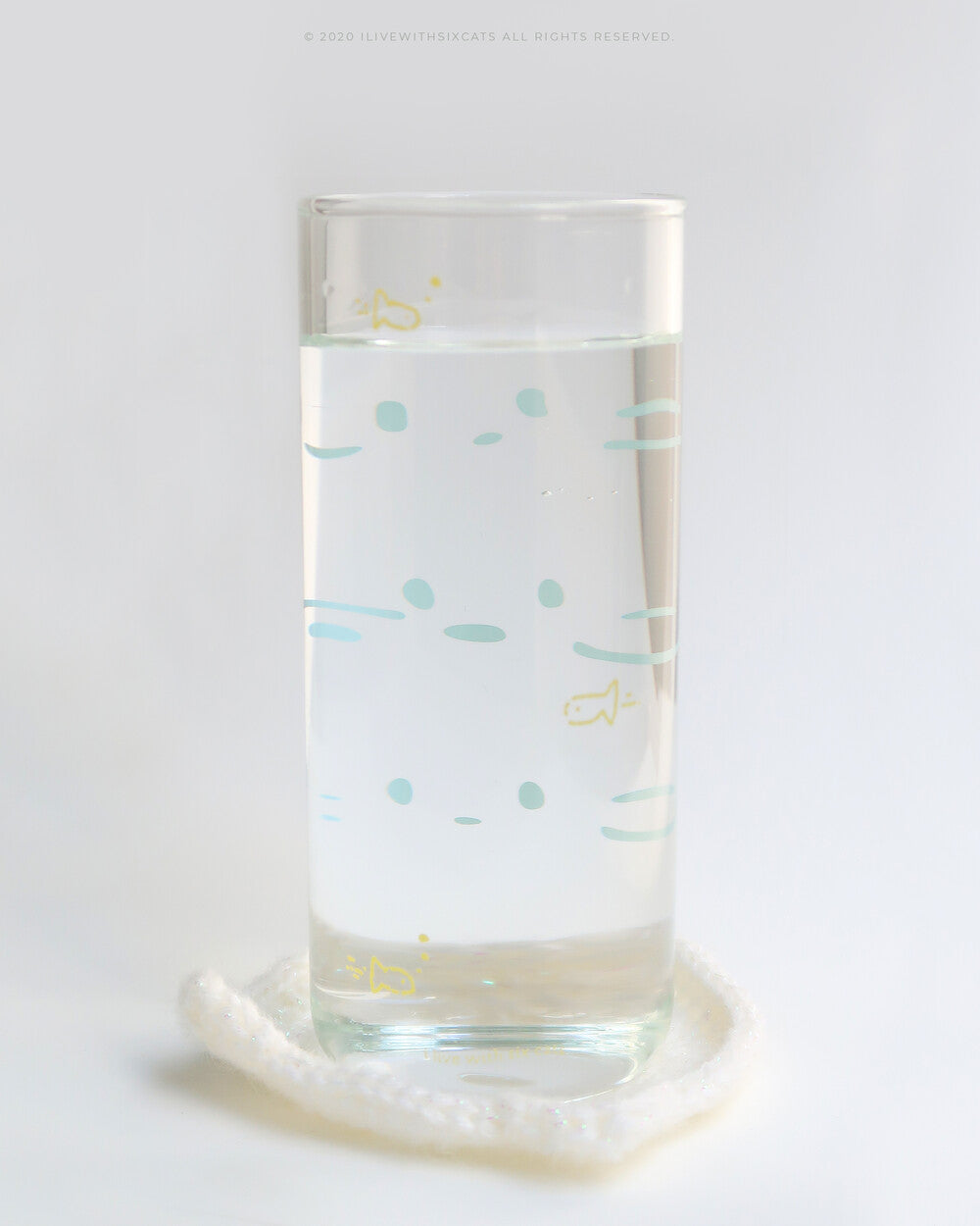 I live with six cats Snorkeling Cats Glass (430mL)