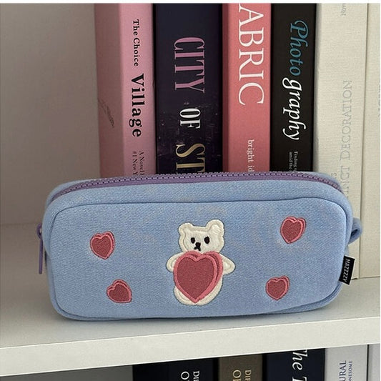 Mazzzzy muffin (heart pattern) pencil case