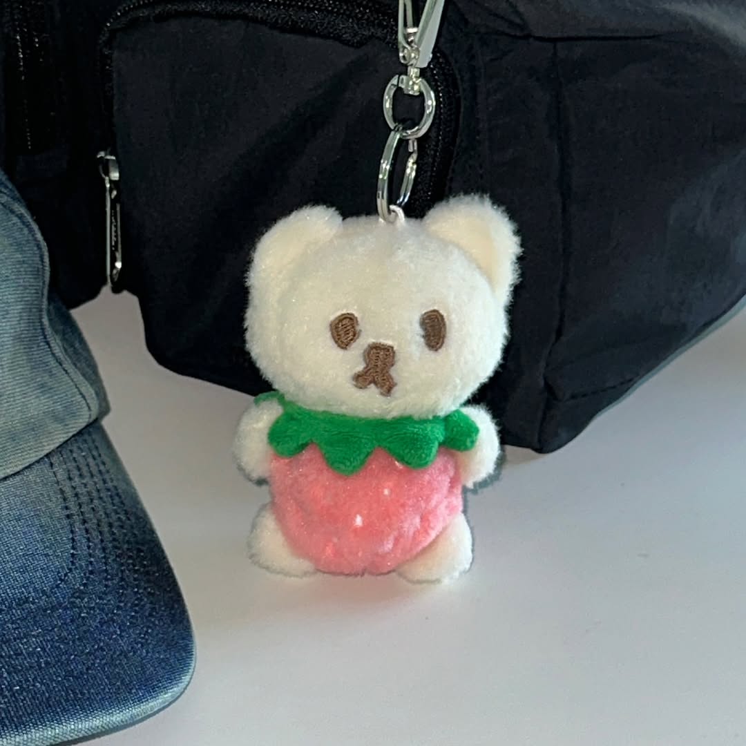 Mazzzzy Strawberry Muffin Keyring