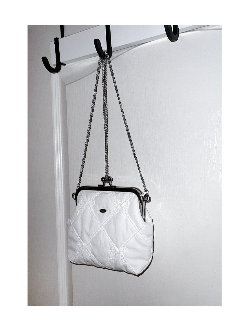 Peakdrawing [M] Knitting pure ribbon frame bag