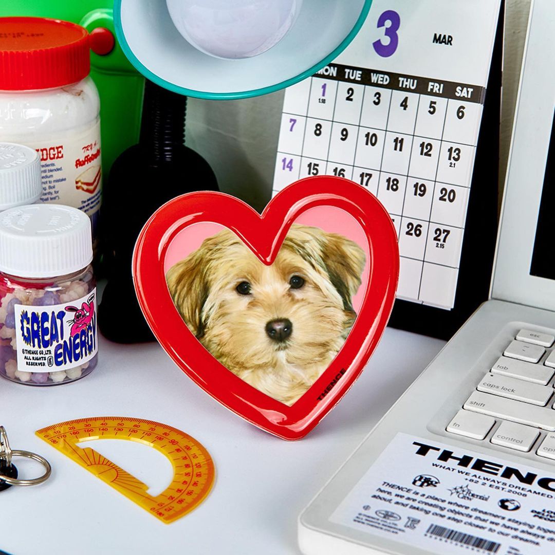 Thence Magnet Stand Photo Frame_Heart_Red