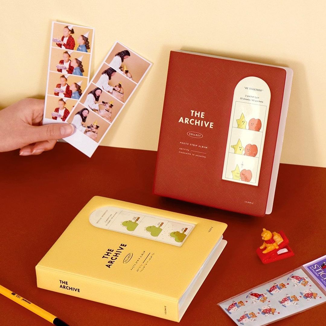 Iconic The Archive 4cut Book 人生四格相簿 (4色)