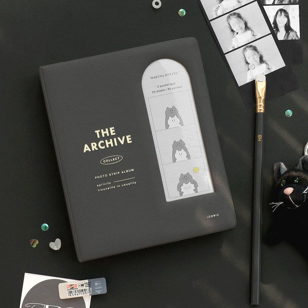Iconic The Archive 4cut Book 人生四格相簿 (4色)