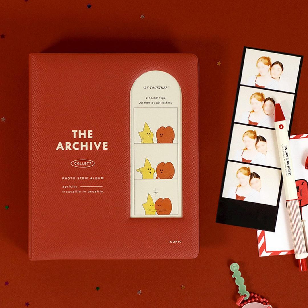 Iconic The Archive 4cut Book 人生四格相簿 (4色)