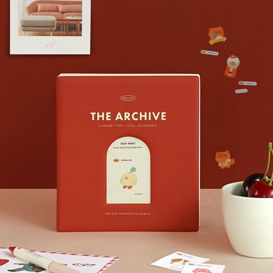 Icoinc The Archive Seal Book (9 Pocket) (4色)