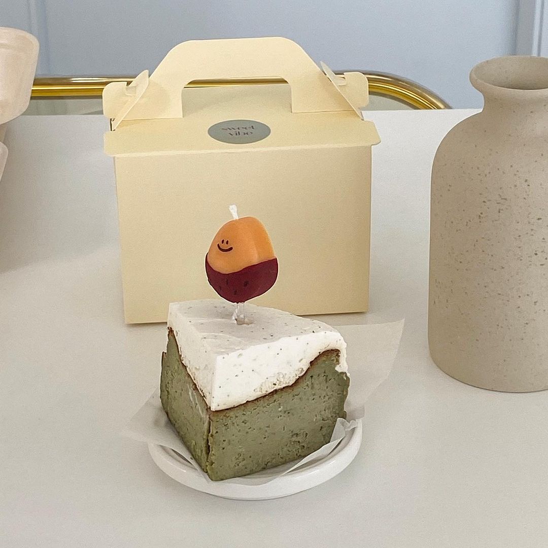 Second Morning Cake Candle (3P)
