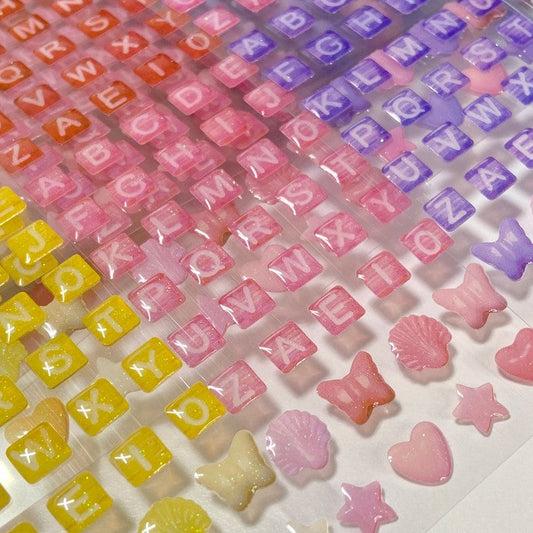 Pearly Button Epoxy Alphabet Sticker (4色)