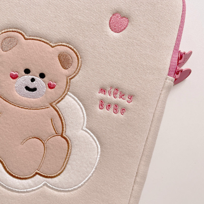 Malling Booth Milky Bebe Notebook Pouch (10/13/15 inch)