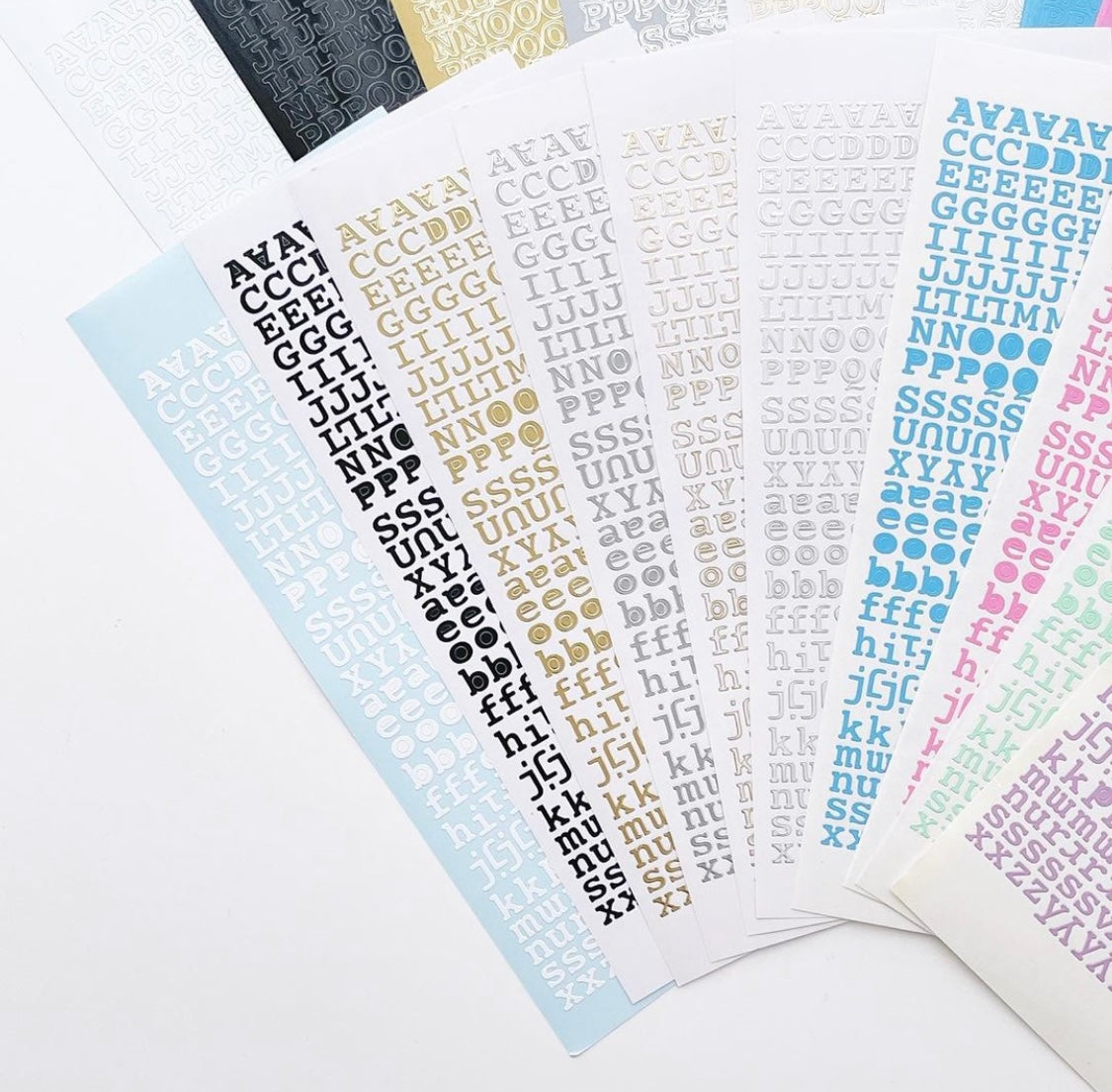Love Me More Typewriter Alphabet Sticker (10張Pack)